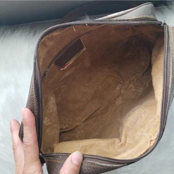 Authentic Vintage Gucci Messenger Shoulder Bag - Picture 8 of 8